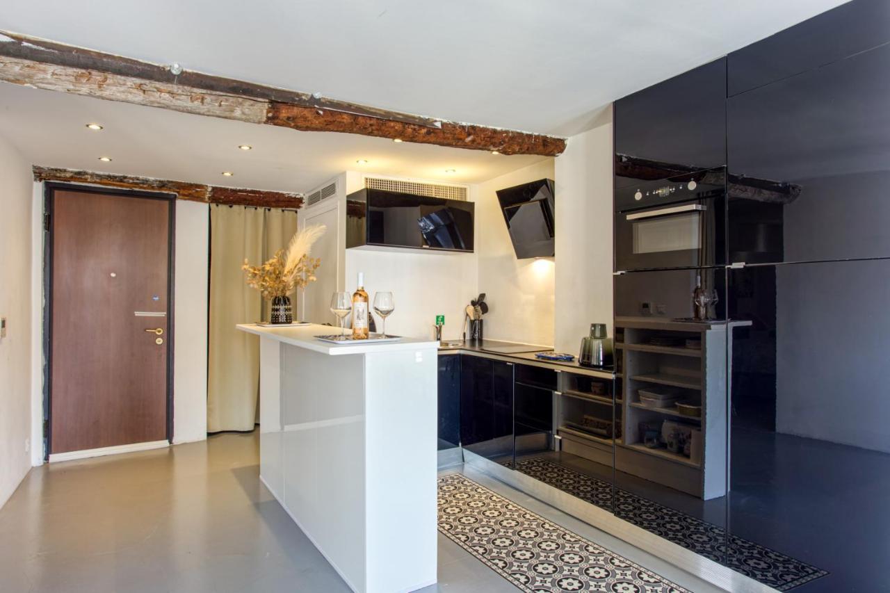Ross 5- F2, Lumineux, Balcon, Loft, Clim, Vieux-Nizza Exterior foto